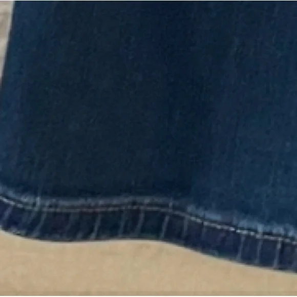 WHBM White
House Black Market The Skinny Jeans With Zipper Detail Front Pockets - Picture 4 of 6